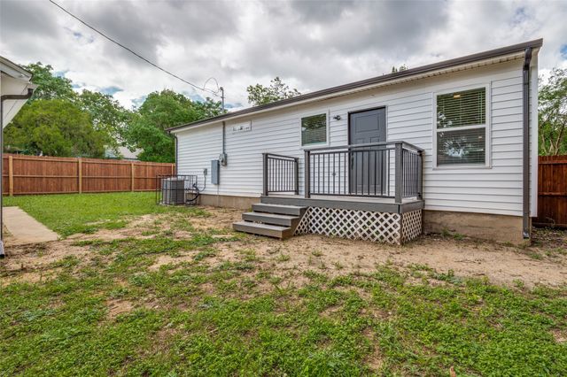 201 Conrad Street, Dallas, TX 75224