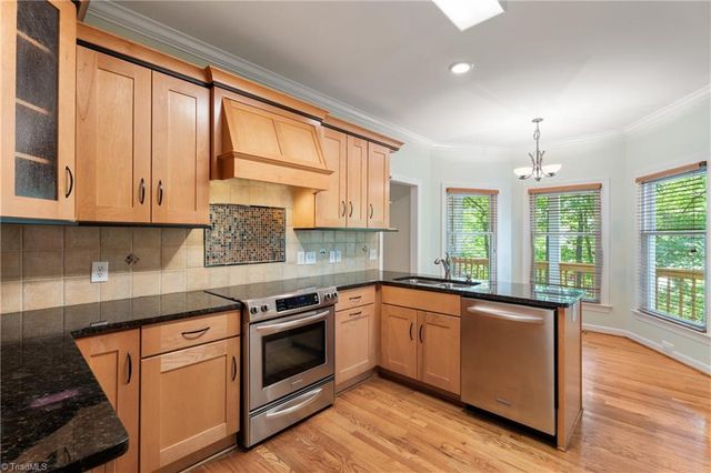 976 Ridge Gate Drive, Lewisville, NC 27023