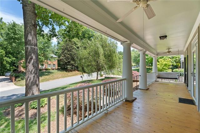 976 Ridge Gate Drive, Lewisville, NC 27023