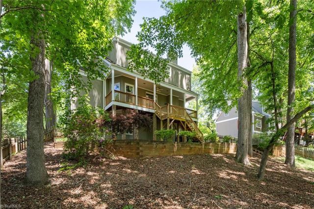 976 Ridge Gate Drive, Lewisville, NC 27023
