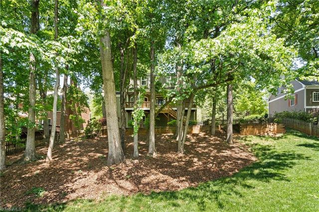 976 Ridge Gate Drive, Lewisville, NC 27023