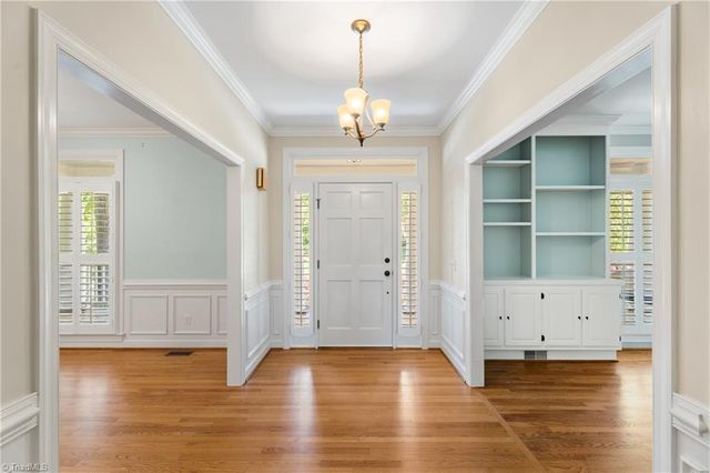 976 Ridge Gate Drive, Lewisville, NC 27023