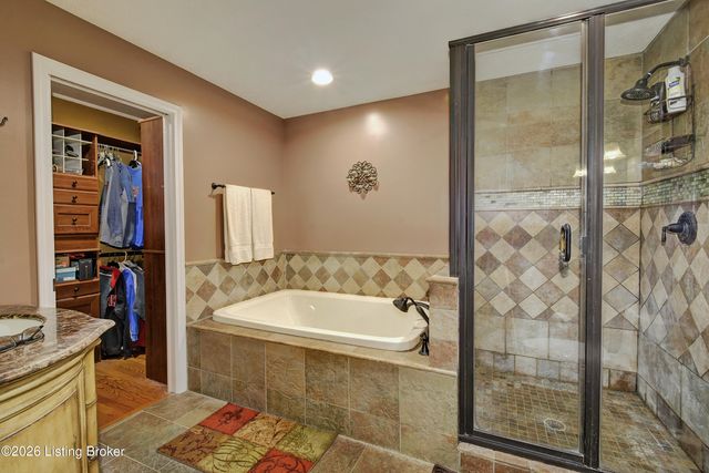3912 Iron Horse Way, Louisville, KY 40272