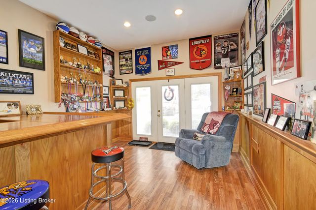 3912 Iron Horse Way, Louisville, KY 40272