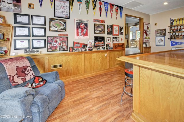 3912 Iron Horse Way, Louisville, KY 40272