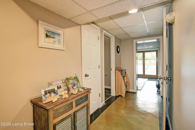 3912 Iron Horse Way, Louisville, KY 40272