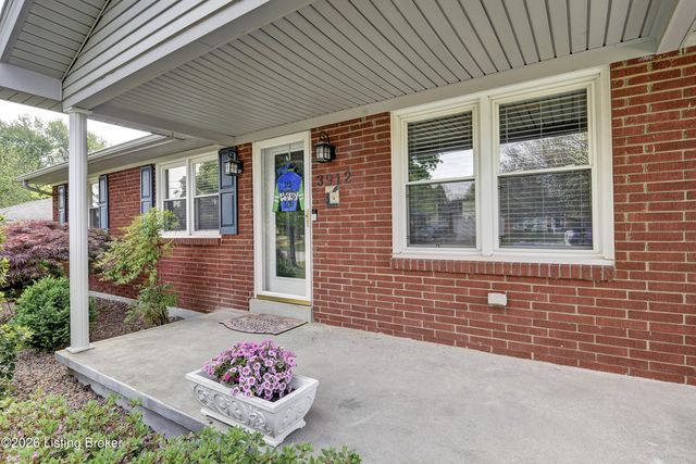 3912 Iron Horse Way, Louisville, KY 40272