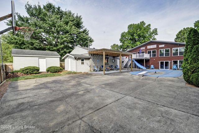 3912 Iron Horse Way, Louisville, KY 40272