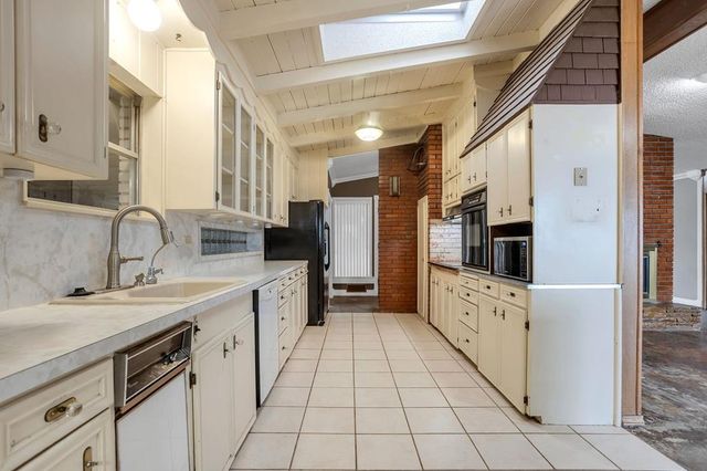 2814 E 31st St, Odessa, TX 79762