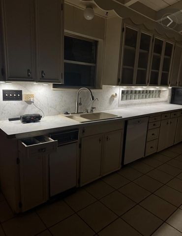 2814 E 31st St, Odessa, TX 79762