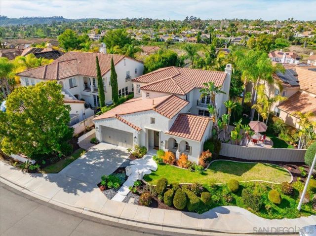 3272 Avenida La Cima, Carlsbad, CA 92009