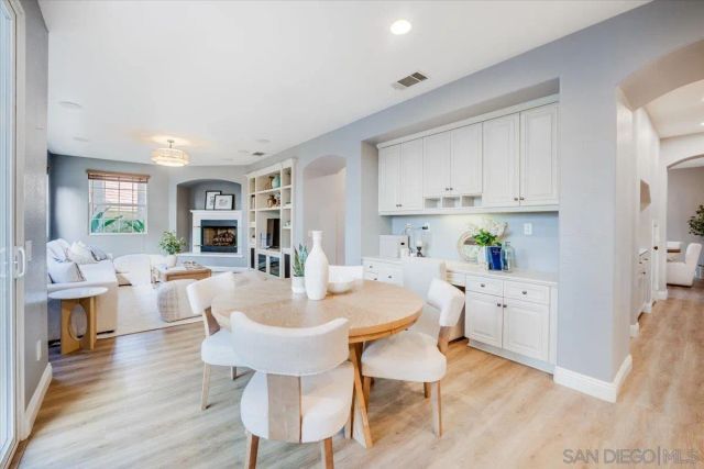 3272 Avenida La Cima, Carlsbad, CA 92009