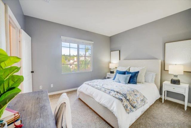 3272 Avenida La Cima, Carlsbad, CA 92009