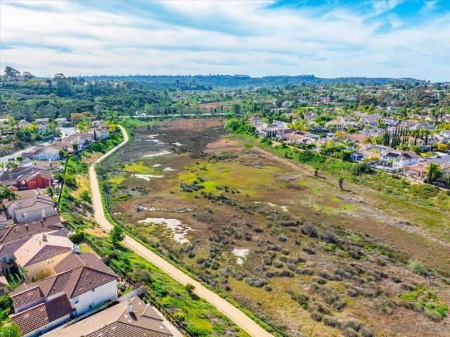 3272 Avenida La Cima, Carlsbad, CA 92009