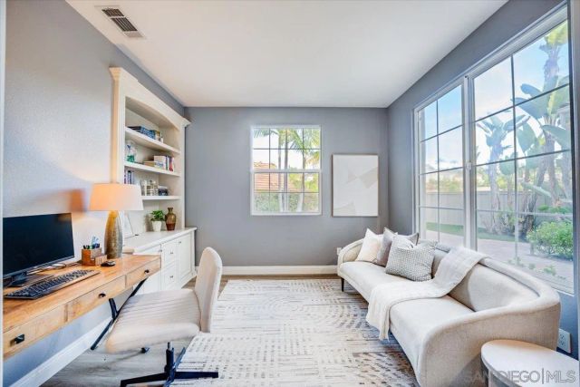 3272 Avenida La Cima, Carlsbad, CA 92009