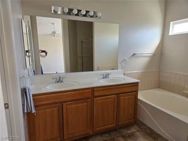 188 Oella Ridge Court, Henderson, NV 89012