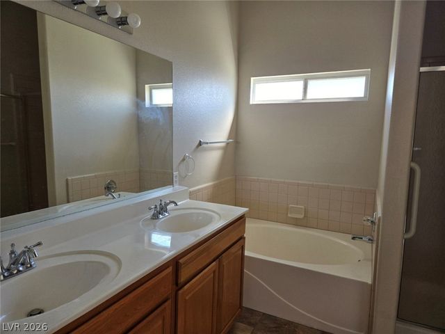 188 Oella Ridge Court, Henderson, NV 89012