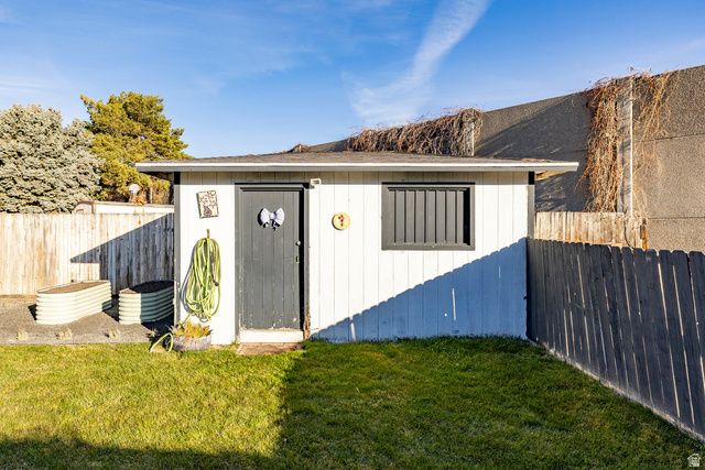 6375 S MALSTROM LN, Murray, UT 84107