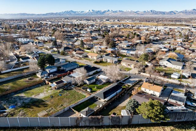 6375 S MALSTROM LN, Murray, UT 84107
