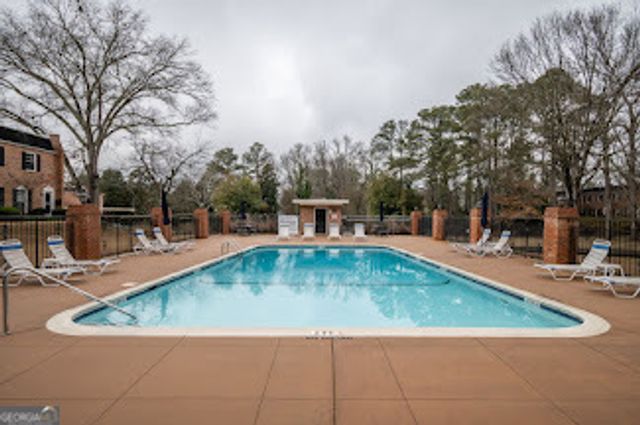 42 N Stratford Drive, Athens, GA 30605