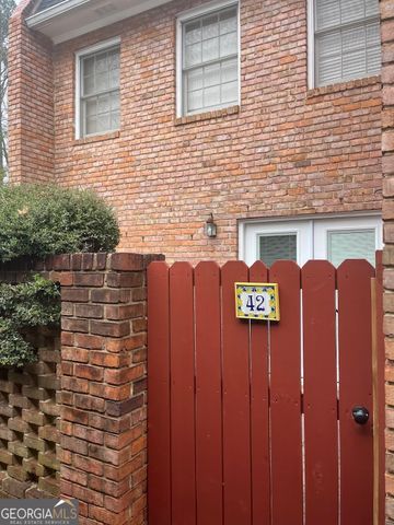 42 N Stratford Drive, Athens, GA 30605