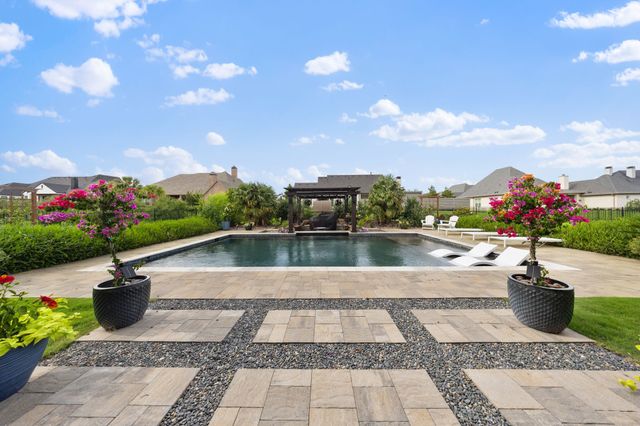 317 Knights Trail, Heath, TX 75032