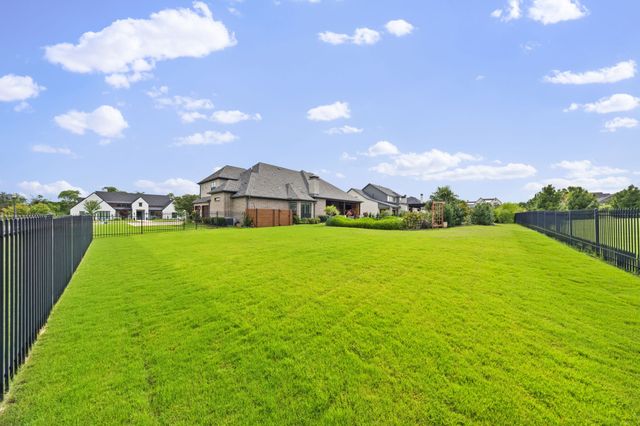 317 Knights Trail, Heath, TX 75032