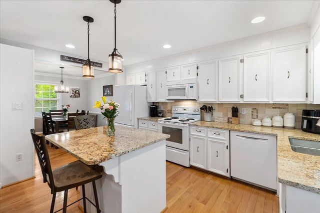 5403 Tomahawk CIR, Salem, VA 24153