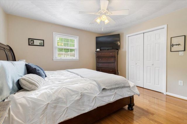 5403 Tomahawk CIR, Salem, VA 24153