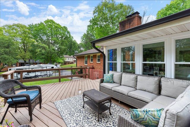 5403 Tomahawk CIR, Salem, VA 24153