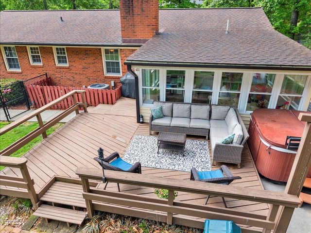 5403 Tomahawk CIR, Salem, VA 24153