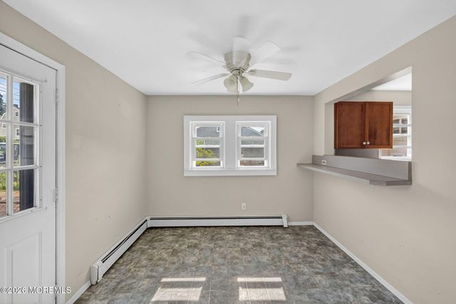 26 Thomas Street, Toms River, NJ 08753