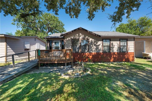 1050 Dorthy Dr, Corpus Christi, TX 78412