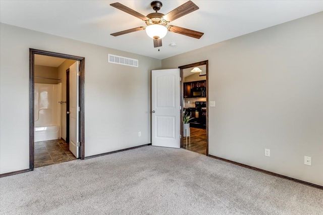 3212 N Whittier St, Derby, KS 67037