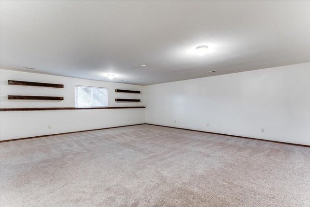 3212 N Whittier St, Derby, KS 67037
