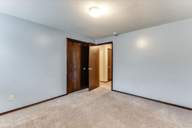 3212 N Whittier St, Derby, KS 67037