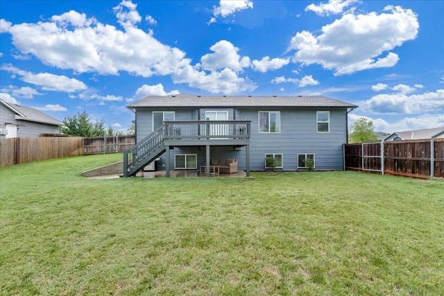 3212 N Whittier St, Derby, KS 67037