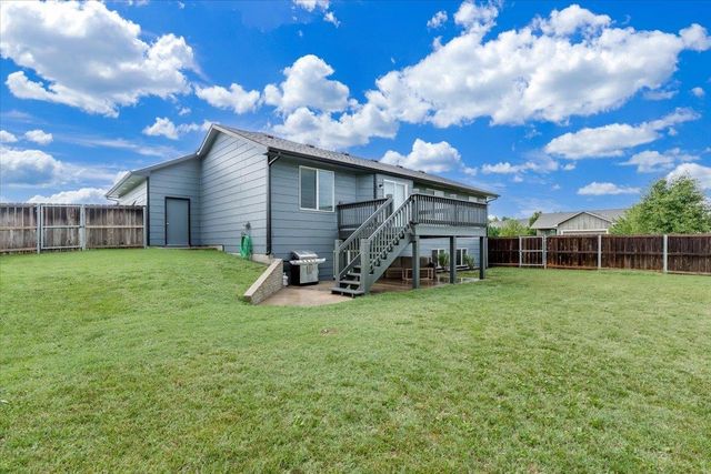 3212 N Whittier St, Derby, KS 67037