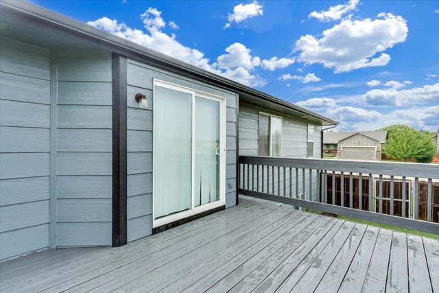 3212 N Whittier St, Derby, KS 67037