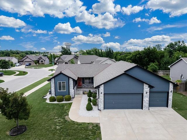 3212 N Whittier St, Derby, KS 67037