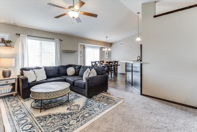 3212 N Whittier St, Derby, KS 67037
