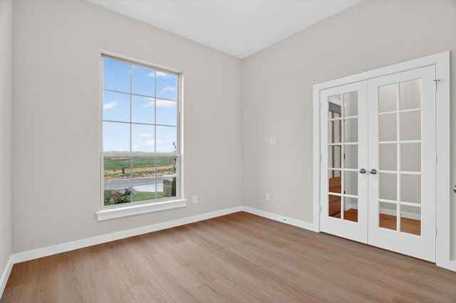 321 Skeen Peak, Springtown, TX 76082