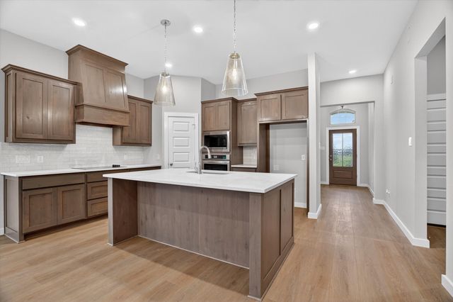 321 Skeen Peak, Springtown, TX 76082