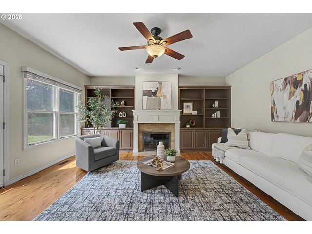 13202 ROGERS Rd, Lake Oswego, OR 97035