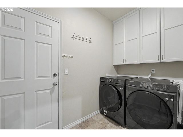 13202 ROGERS Rd, Lake Oswego, OR 97035