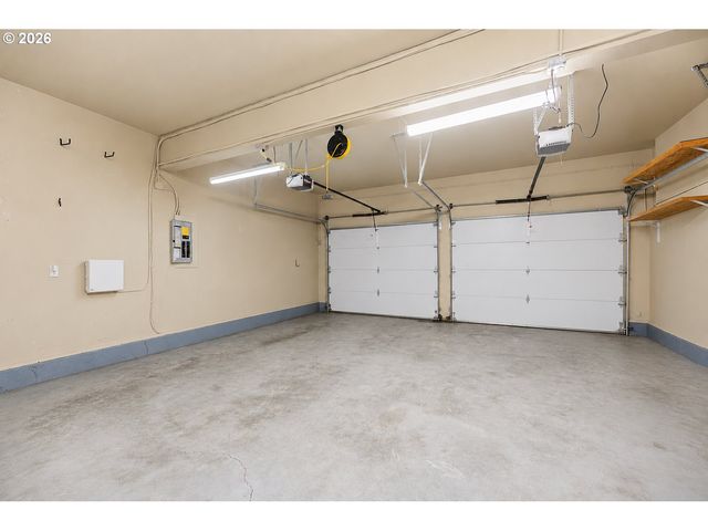 13202 ROGERS Rd, Lake Oswego, OR 97035