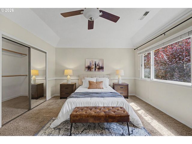 13202 ROGERS Rd, Lake Oswego, OR 97035