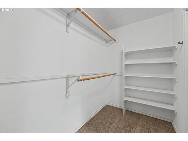 13202 ROGERS Rd, Lake Oswego, OR 97035