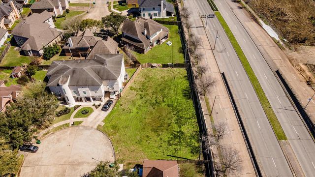 4014 England Court Court E, Houston, TX 77021