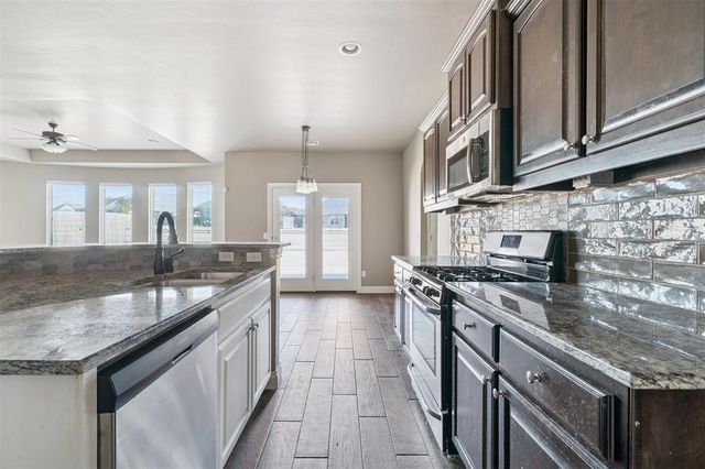 15808 Langley Way, Edmond, OK 73013